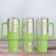 Tumbler mit Gravur - Motiv Lokomotive - hellgrün